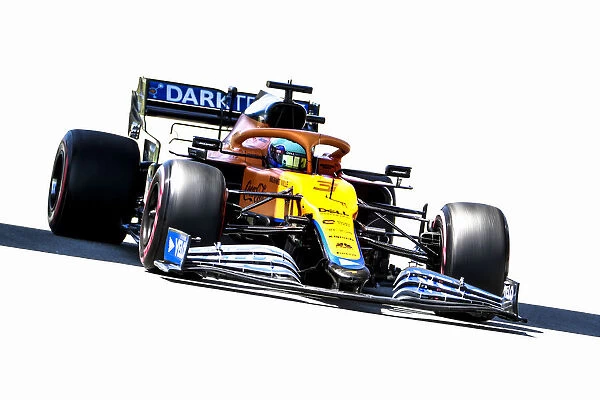 Action. Daniel Ricciardo, McLaren MCL35M