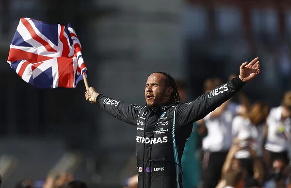 Portrait Finish. Sir Lewis Hamilton, Mercedes